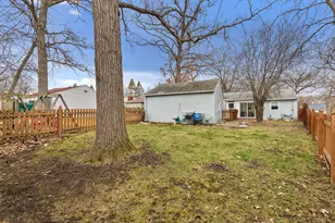 2636 S 50th St, Milwaukee, WI 53219 - Photo 4