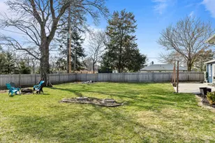 38927 89th St, Randall, WI 53105 - Photo 10