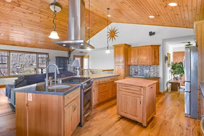 4008  Ridge Rd, Kewaskum, WI 53040 - Photo 6