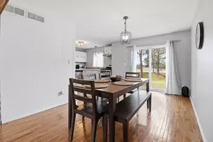 9228 N 70th St, Milwaukee, WI 53223 - Photo 4