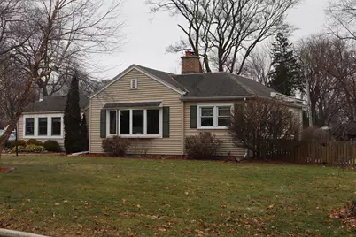 4155 N 110th St, Wauwatosa, WI 53222 - Photo 2