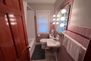 8209 W Burleigh St, Milwaukee, WI 53222 - Photo 12