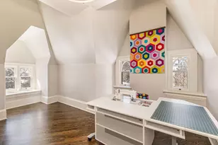 2006 E Lafayette Pl, Milwaukee, WI 53202 - Photo 38