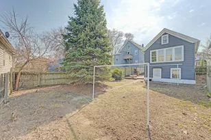 2664 S Clement Ave, Milwaukee, WI 53207 - Photo 14