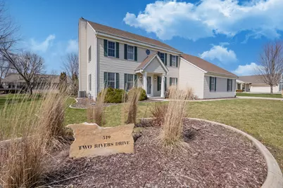 519  Two Rivers Dr, Mukwonago, WI 53149 - Photo 1