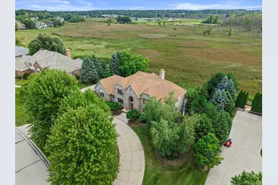 19475  Summerhill Ln, Brookfield, WI 53045 - Photo 6