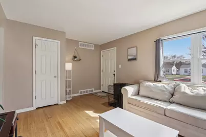 3471 N 92nd St, Milwaukee, WI 53222 - Photo 10