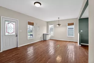 413 East St, Baraboo, WI 53913 - Photo 4