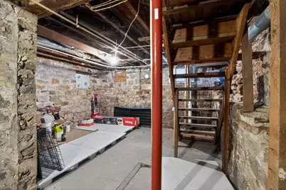 413  East St, Baraboo, WI 53913 - Photo 24