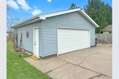 538  Garland St, West Salem, WI 54669 - Photo 4