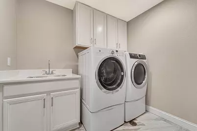 W236N7272  Meadow Ct, Sussex, WI 53089 - Photo 20