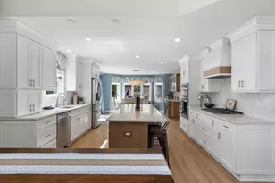 N29W26601 Peterson Dr, Delafield, WI 53072 - Photo 8