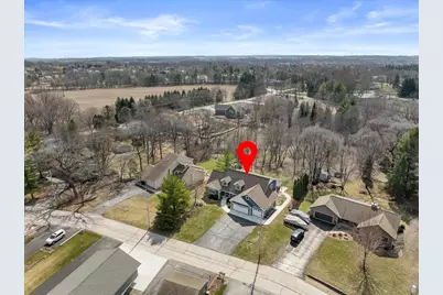 N29W26601  Peterson Dr, Pewaukee, WI 53072 - Photo 44