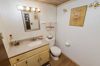 1442 N Lapham St, Oconomowoc, WI 53066 - Photo 30