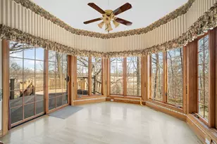 7570 S Cambridge Dr, Franklin, WI 53132 - Photo 16