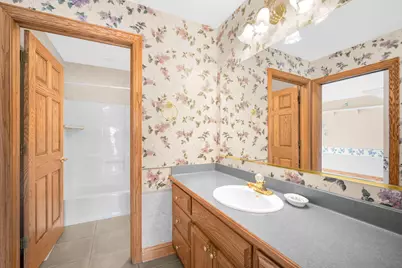 7570 S Cambridge Dr, Franklin, WI 53132 - Photo 34