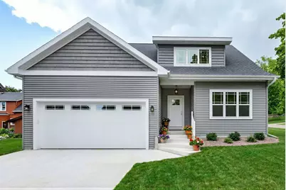 433  Niagara Ave, Sheboygan, WI 53081 - Photo 4