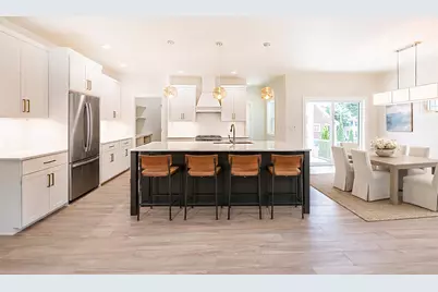 433  Niagara Ave, Sheboygan, WI 53081 - Photo 2