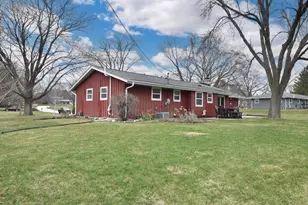 2821 Chancery Ln, Waukesha, WI 53188 - Photo 48