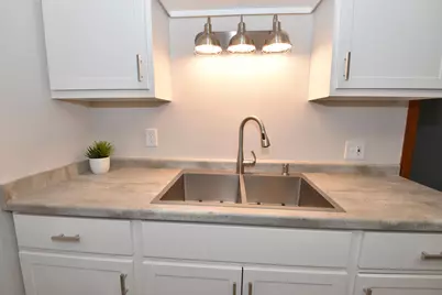 936 S 74th St #938, West Allis, WI 53214 - Photo 16