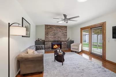 1170  Saratoga Pkwy, Oconomowoc, WI 53066 - Photo 6