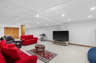 130 Lamplighter Ln, Racine, WI 53402 - Photo 44