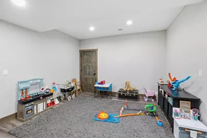 1636  Upland Ct, Hartland, WI 53029 - Photo 42