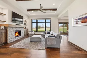 1636 Upland Ct, Hartland, WI 53029 - Photo 6