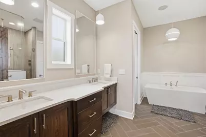 1636  Upland Ct, Hartland, WI 53029 - Photo 22