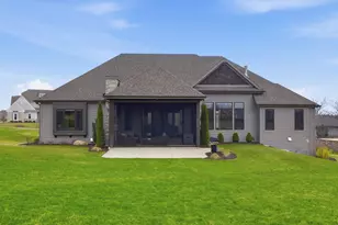 1636 Upland Ct, Hartland, WI 53029 - Photo 52