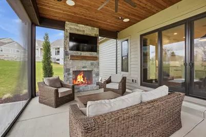 1636  Upland Ct, Hartland, WI 53029 - Photo 50