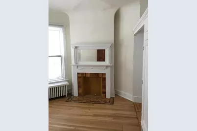 2704 N Hackett Ave, Milwaukee, WI 53211 - Photo 16