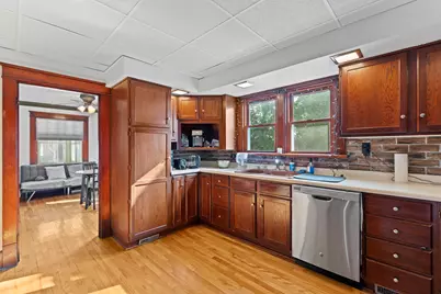 1009  Wisconsin St, Watertown, WI 53094 - Photo 12