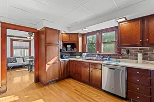 1009 Wisconsin St, Watertown, WI 53094 - Photo 12