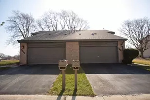 7222 S Delaine Dr, Oak Creek, WI 53154 - Photo 18