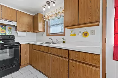 5507  31st Ave, Kenosha, WI 53144 - Photo 10