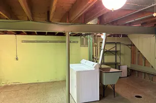 231 E Sunset Dr, Oak Creek, WI 53154 - Photo 16