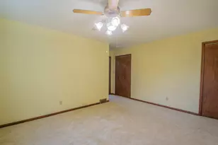 201 Oak Hill Ct, Watertown, WI 53094 - Photo 28