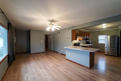 2811 N 11th St, Sheboygan, WI 53083 - Photo 4