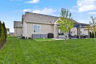 2008 Norfolk Ct, Racine, WI 53182 - Photo 40