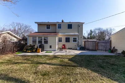 8741 W Dallas St, Milwaukee, WI 53224 - Photo 36