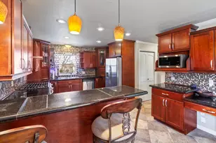 8741 W Dallas St, Milwaukee, WI 53224 - Photo 6