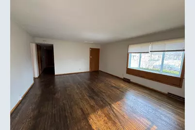 5533 N 95th St, Milwaukee, WI 53225 - Photo 10