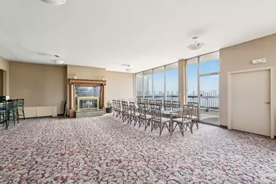 1707 N Prospect Ave #6E, Milwaukee, WI 53202 - Photo 22