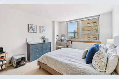 1707 N Prospect Ave #6E, Milwaukee, WI 53202 - Photo 12