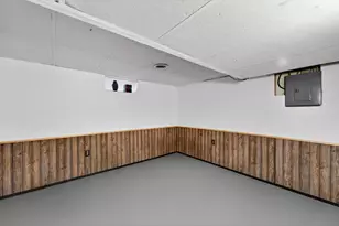 1504 Russet St, Racine, WI 53405 - Photo 12