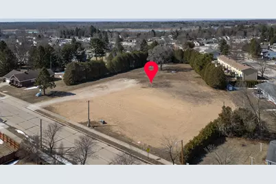 3612  Bellevue Pl, Two Rivers, WI 54241 - Photo 6