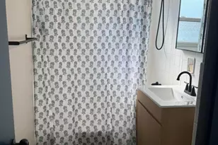 1342 E Randolph Ct, Milwaukee, WI 53212 - Photo 16