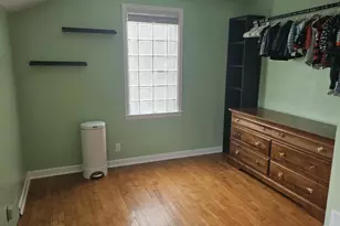 2353 S 77th St, West Allis, WI 53219 - Photo 20