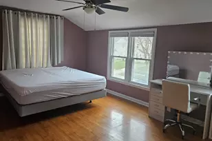 2353 S 77th St, West Allis, WI 53219 - Photo 18